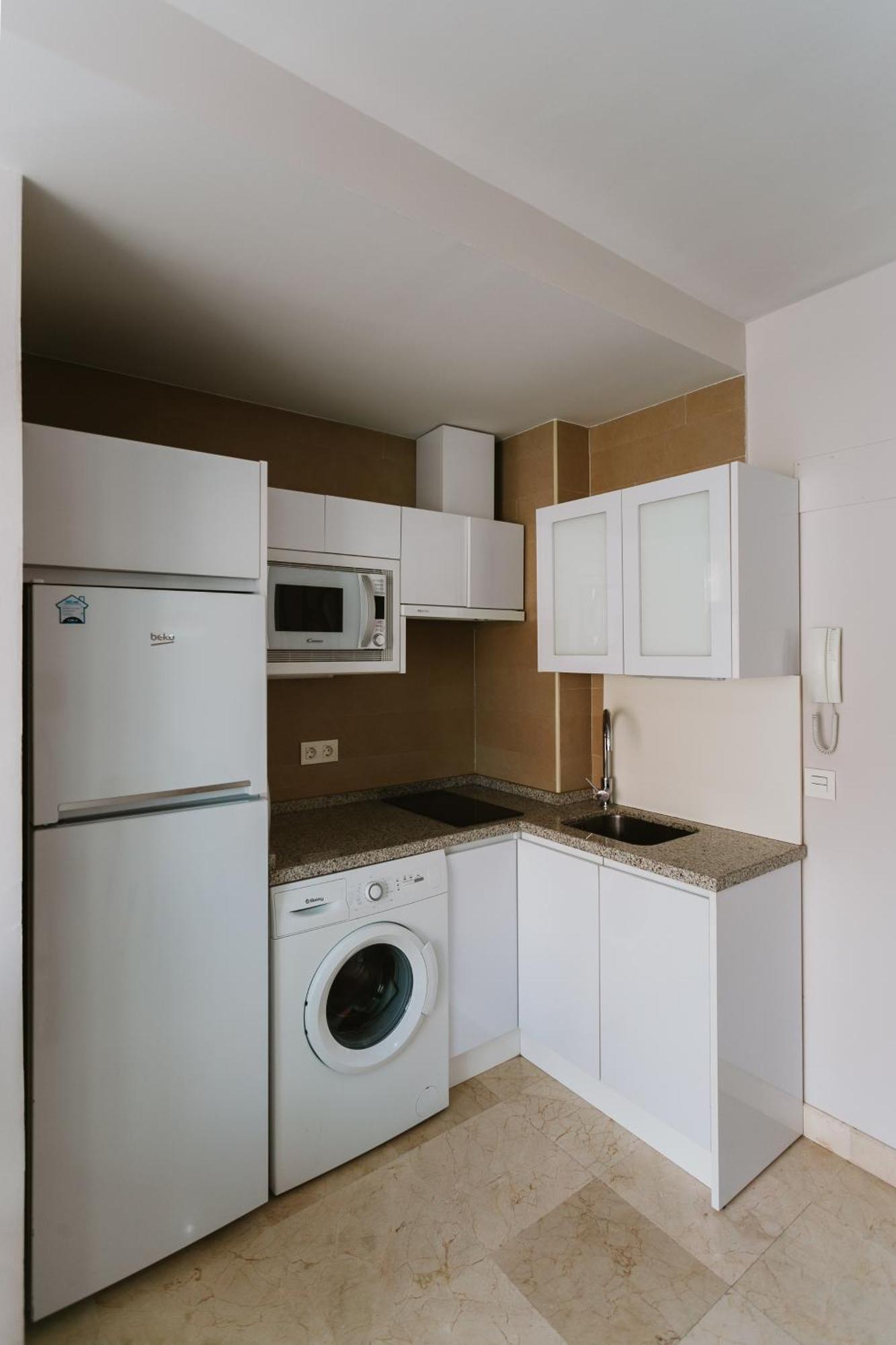 Apto. Con Terraza Privada Centro เซบีญา ภายนอก รูปภาพ